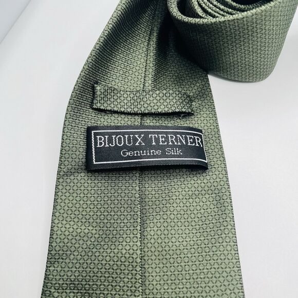 Bijoux Terner Men’s Genuine 100% Silk Tie Rich Green Geometric Necktie Handmade - Picture 3 of 7